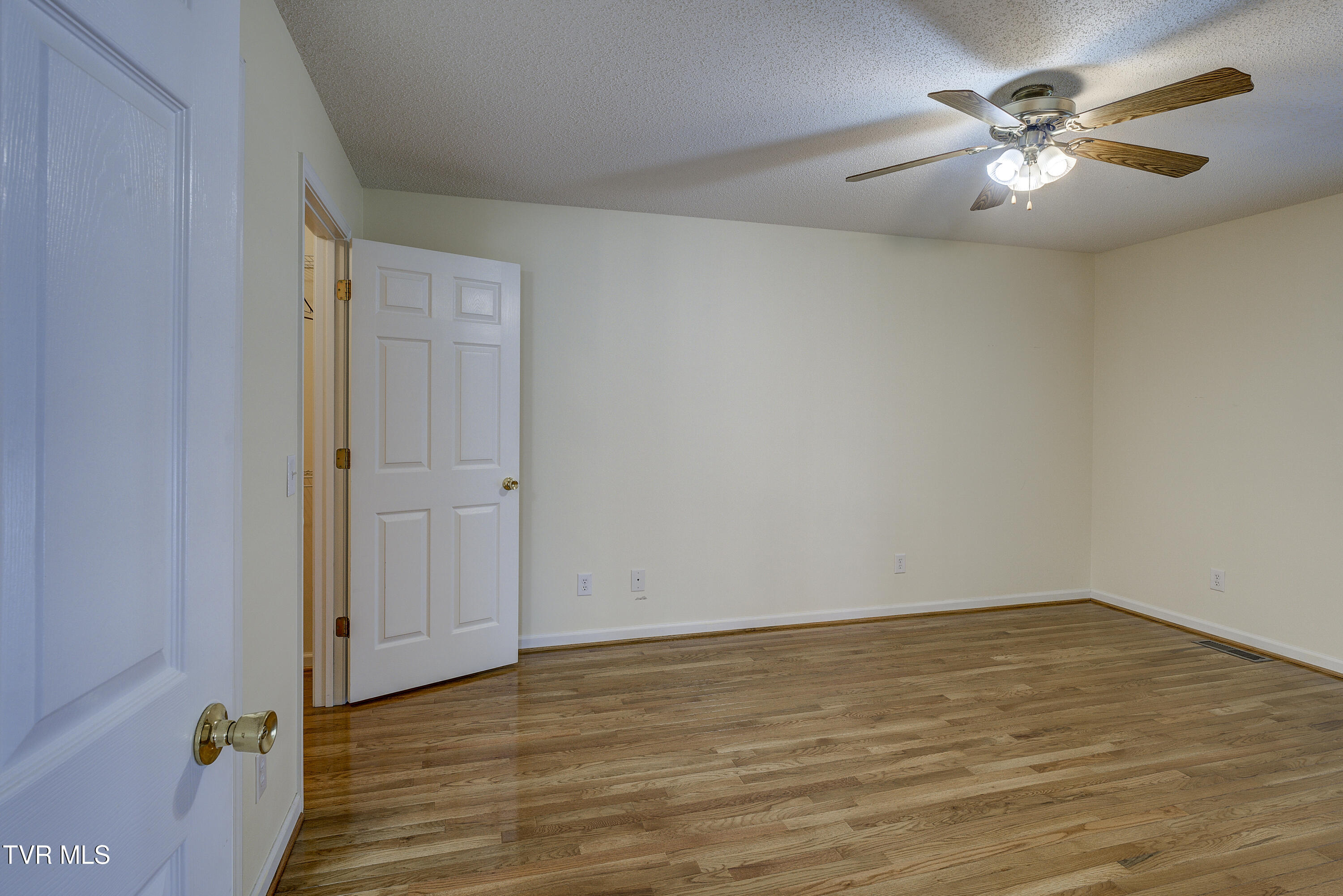 113 Silver Drop Lane, Bristol, Virginia image 12