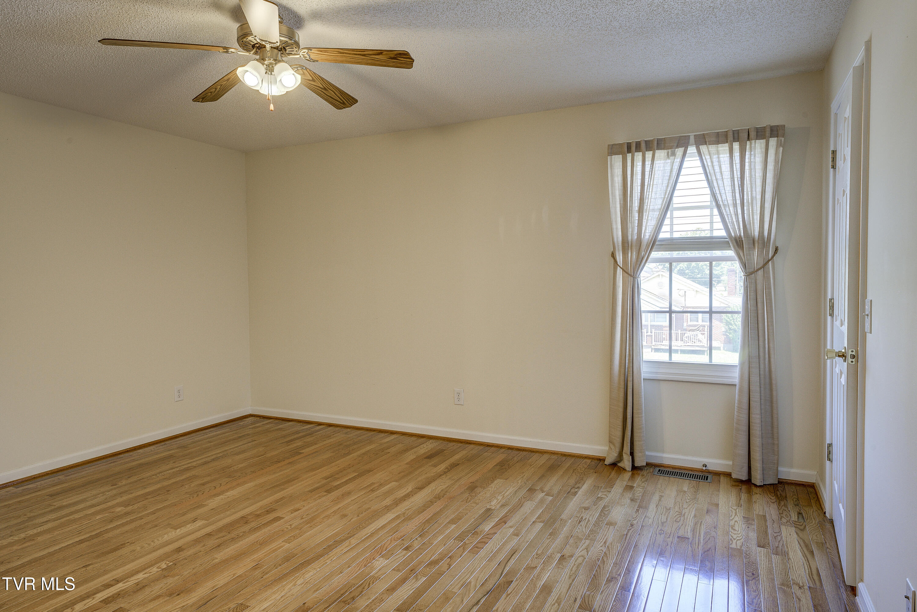 113 Silver Drop Lane, Bristol, Virginia image 22