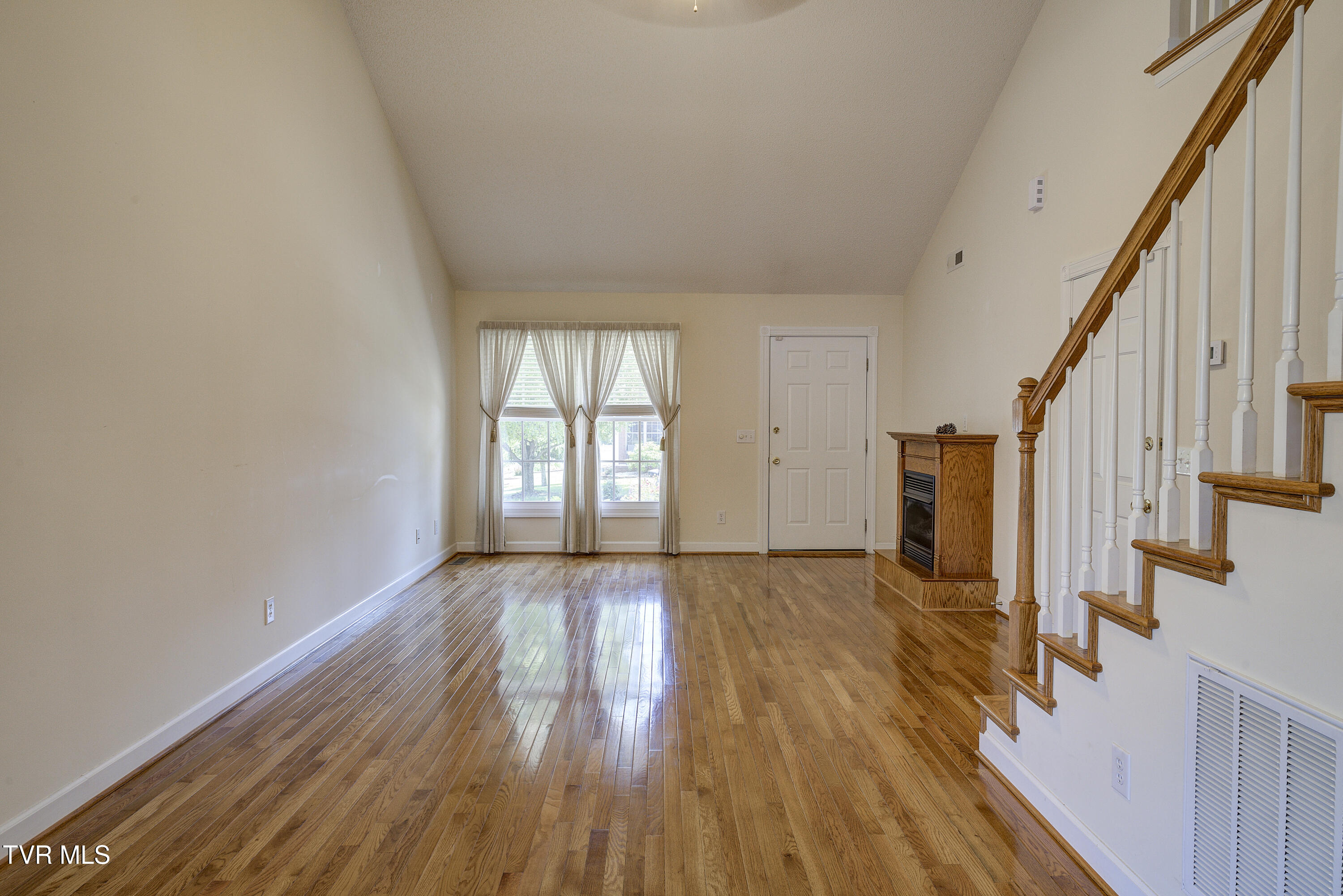 113 Silver Drop Lane, Bristol, Virginia image 4