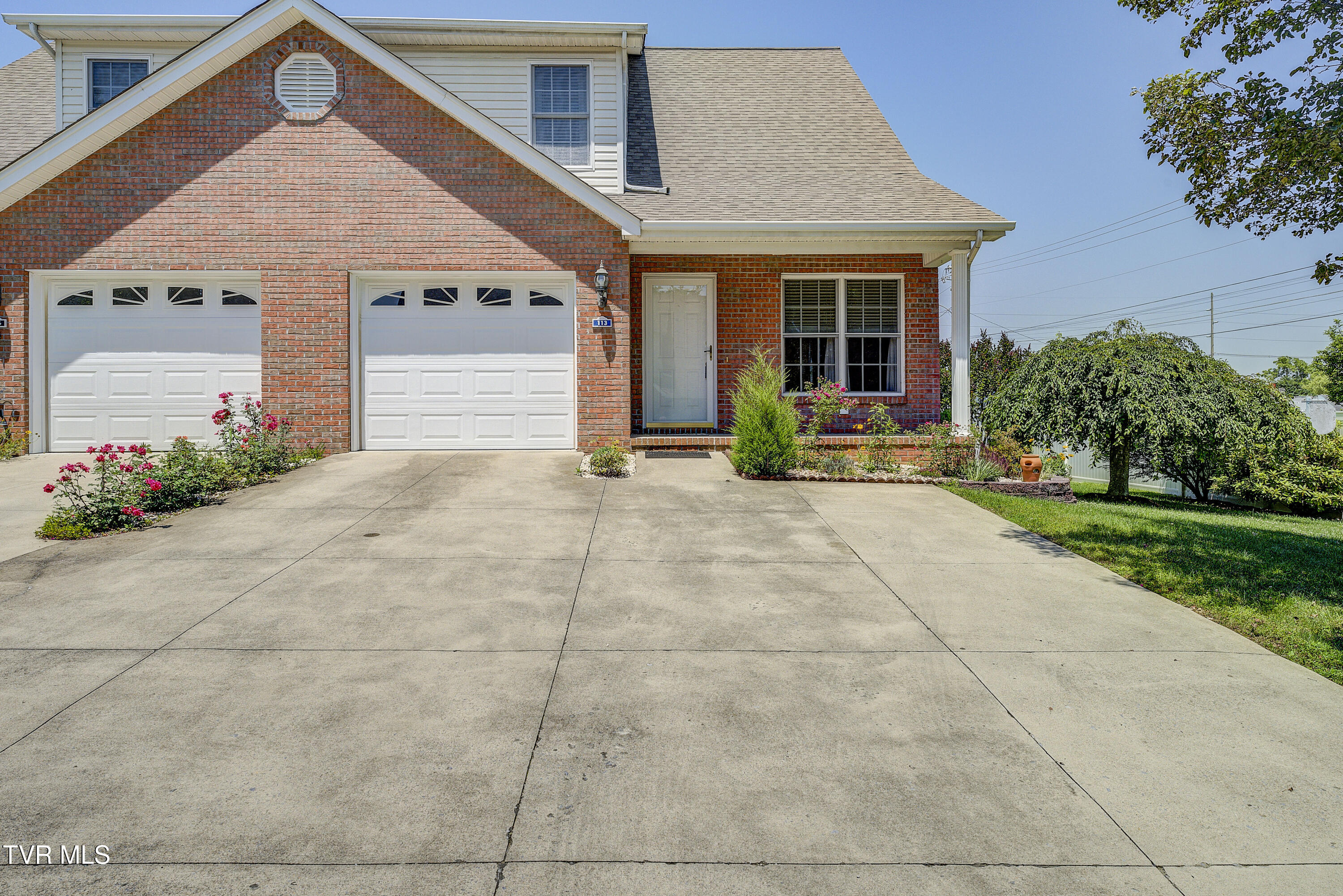 113 Silver Drop Lane, Bristol, Virginia image 2