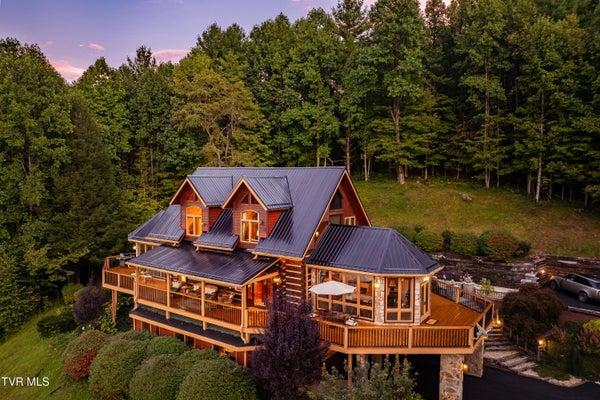 151 JORDAN LN, MOUNTAIN CITY, TN 37683 - Image fefac1a4139ee9b471531221c69431cf/4040407371
