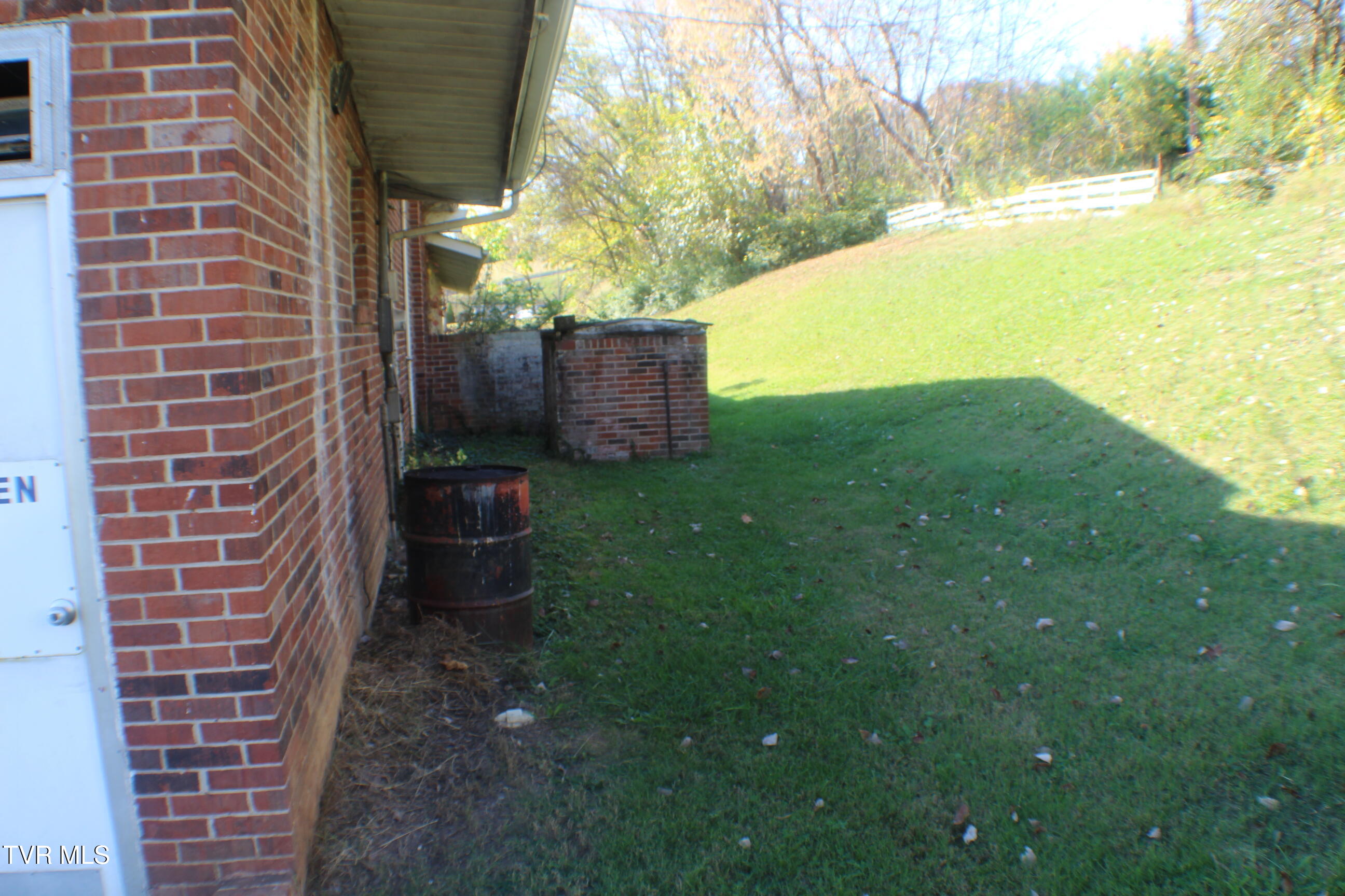 2100 West Stone Drive