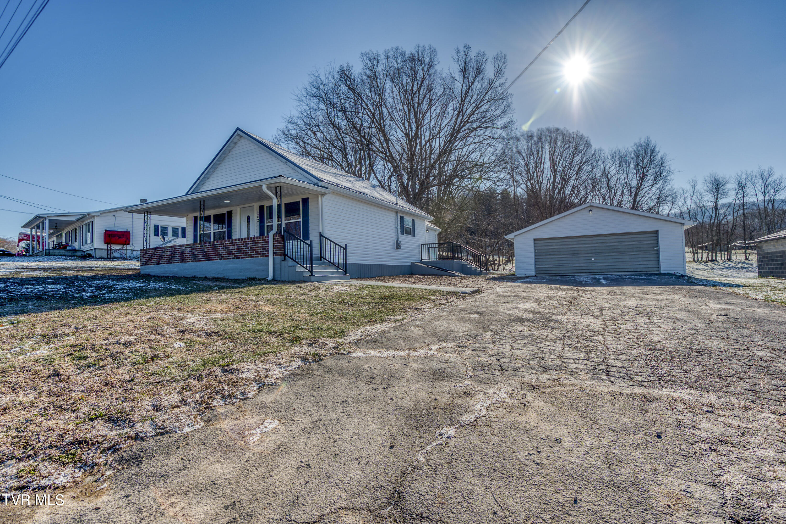 142 Dry Fork Road, Chilhowie, Virginia image 3