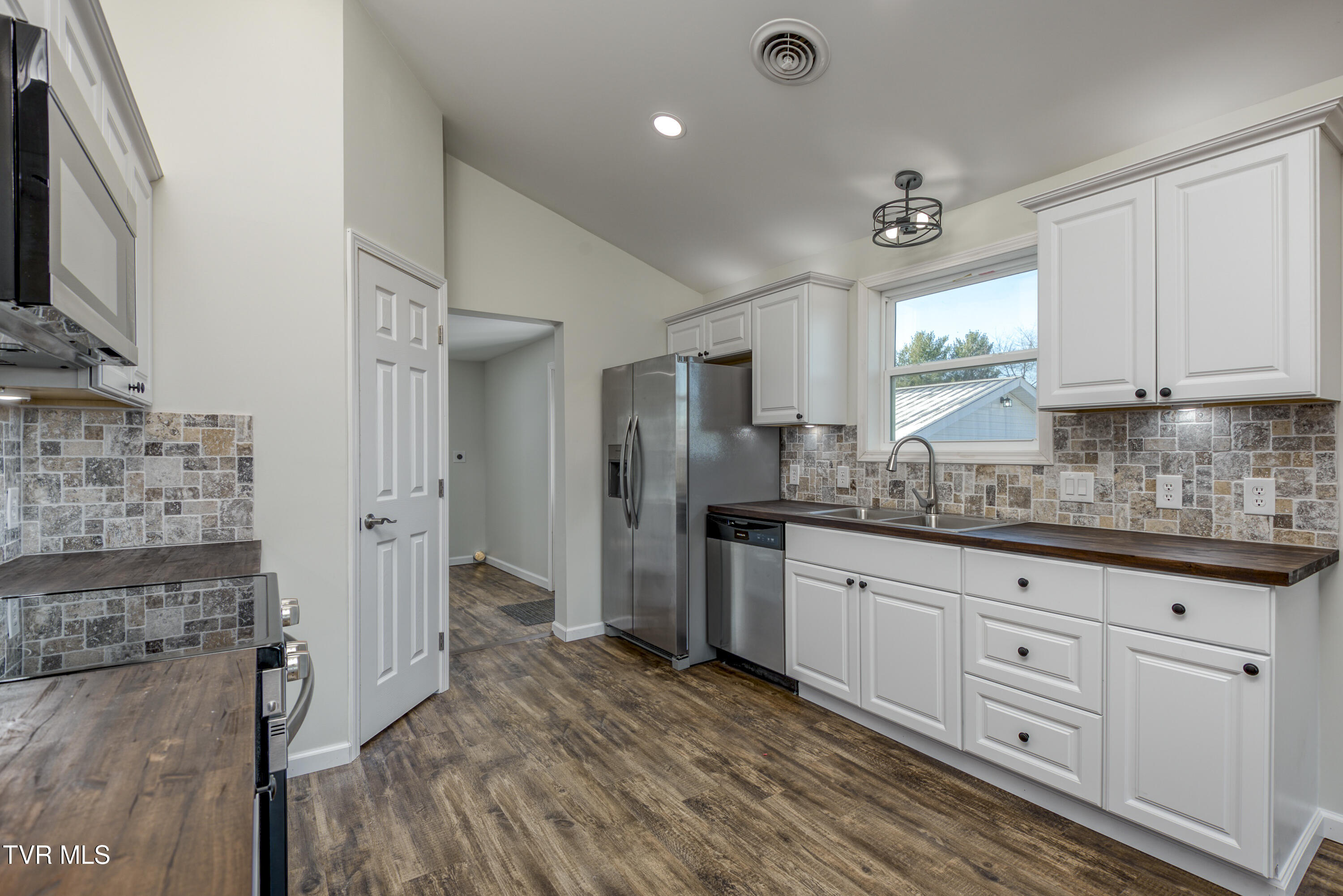 142 Dry Fork Road, Chilhowie, Virginia image 11