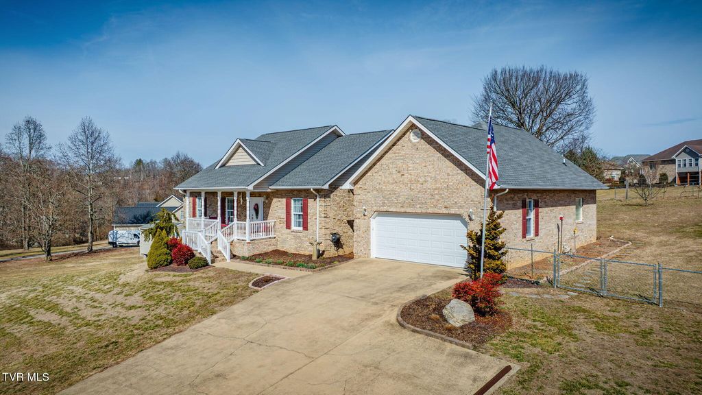 Photo of 1121 Wahoo Valley Road, Kingsport, TN 37663 (MLS # 9991461)
