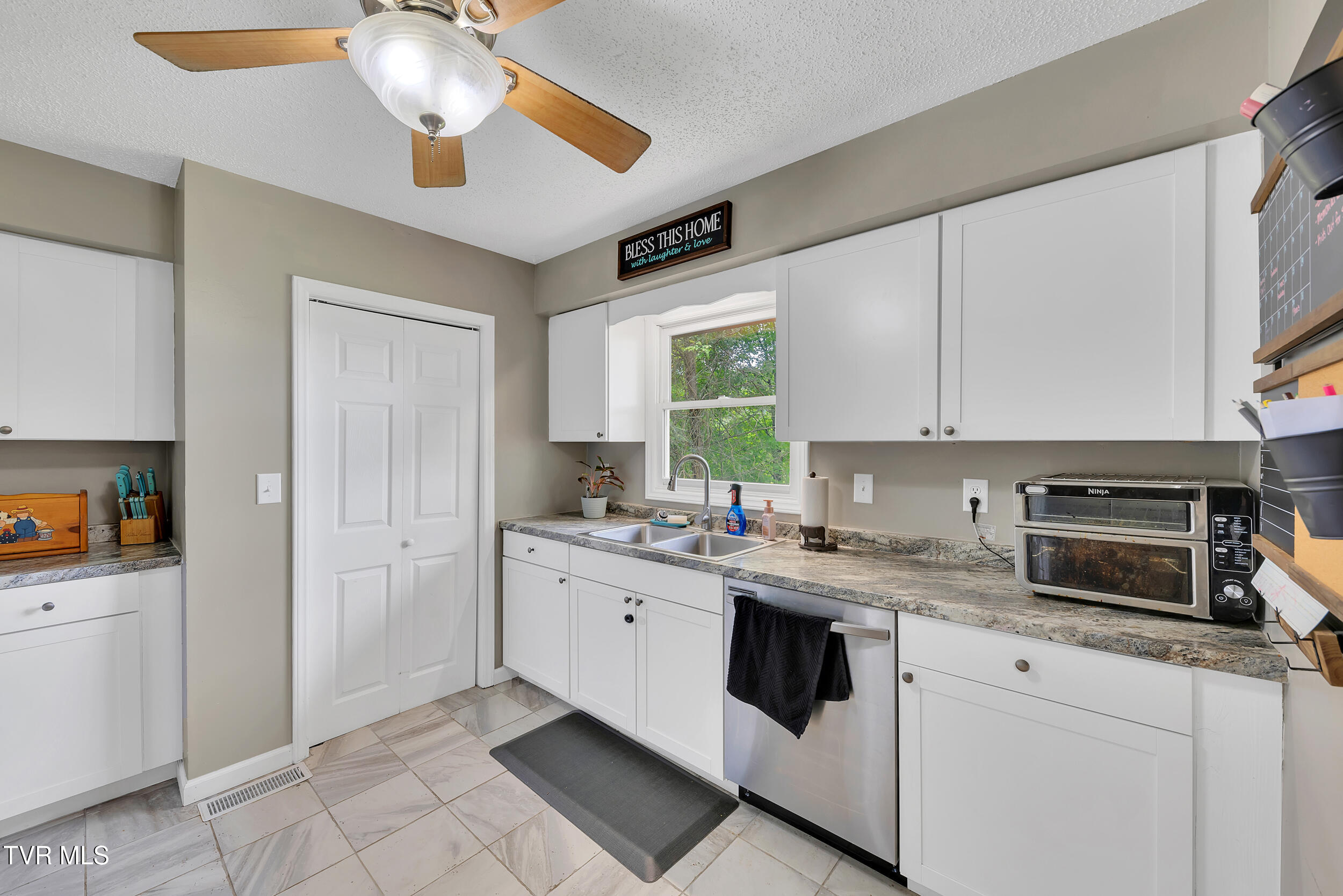 102 Brummett Road, Unicoi, Tennessee image 14