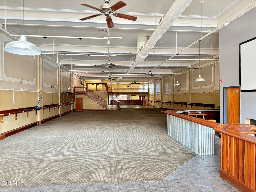 Photo of 628 State Street, Bristol, TN 37620 (MLS # 9980518)