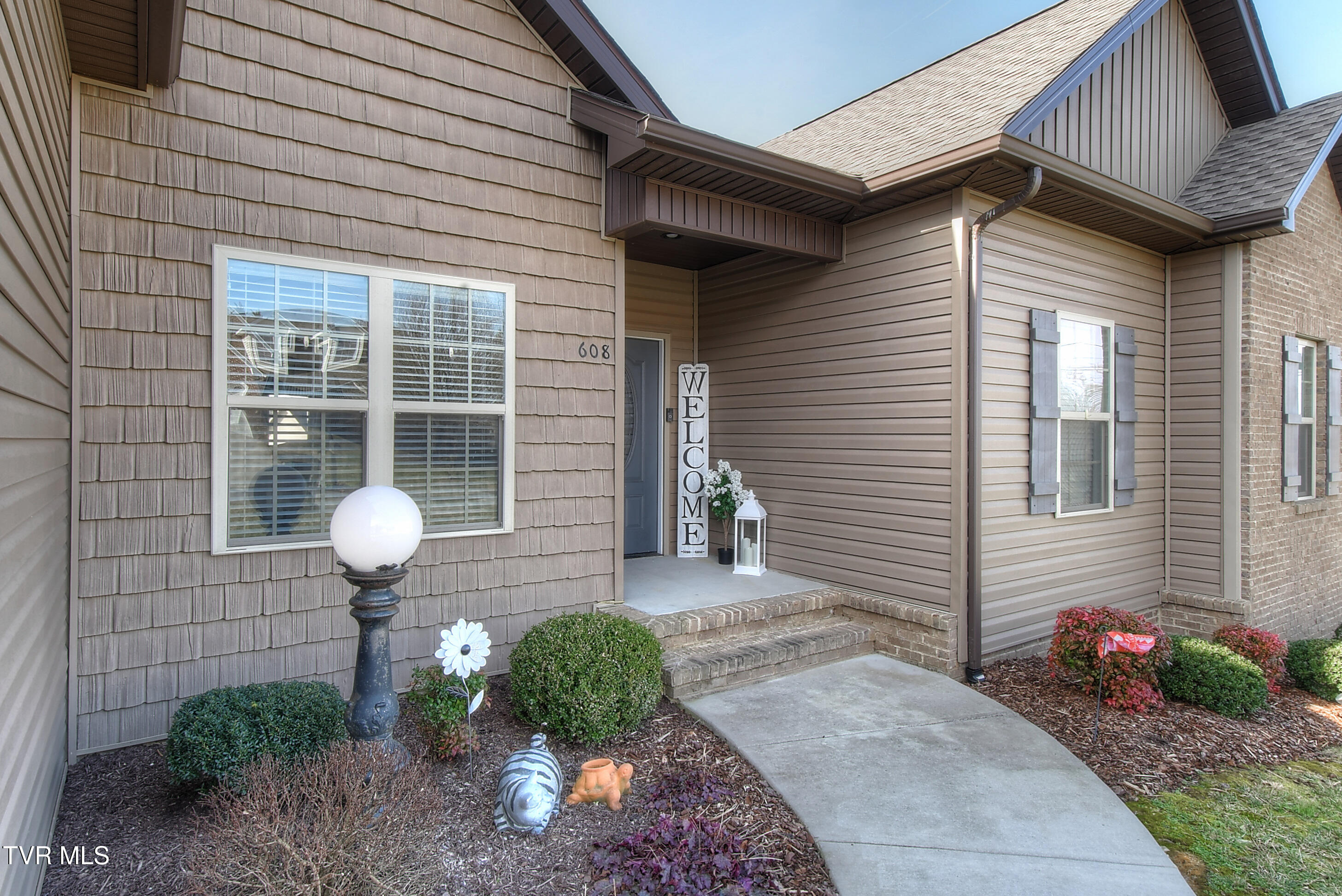 608 Walkers Bend Road, Johnson City, Tennessee image 4