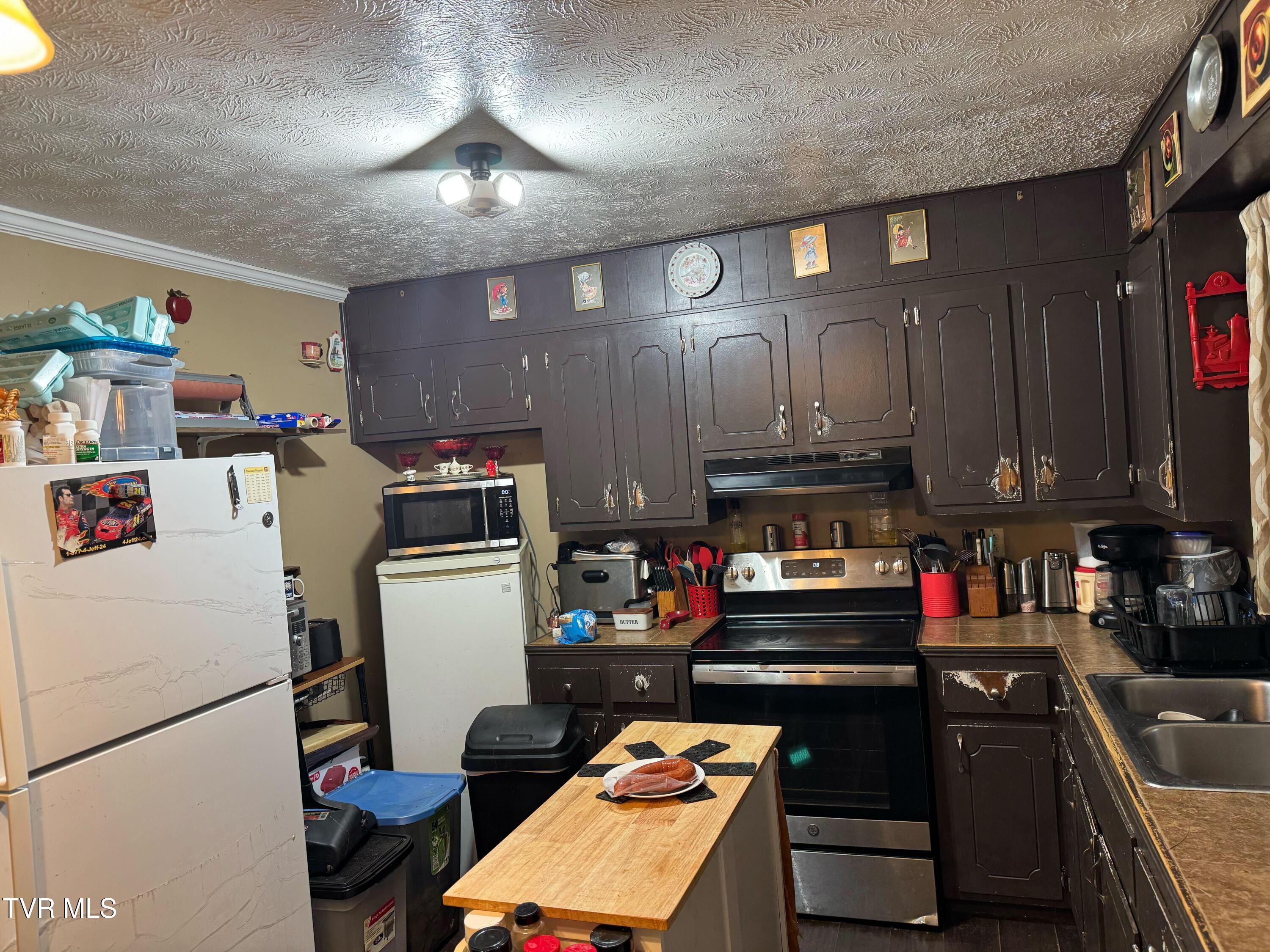 1208 Skelton Bluff Road, Kingsport, Tennessee image 6