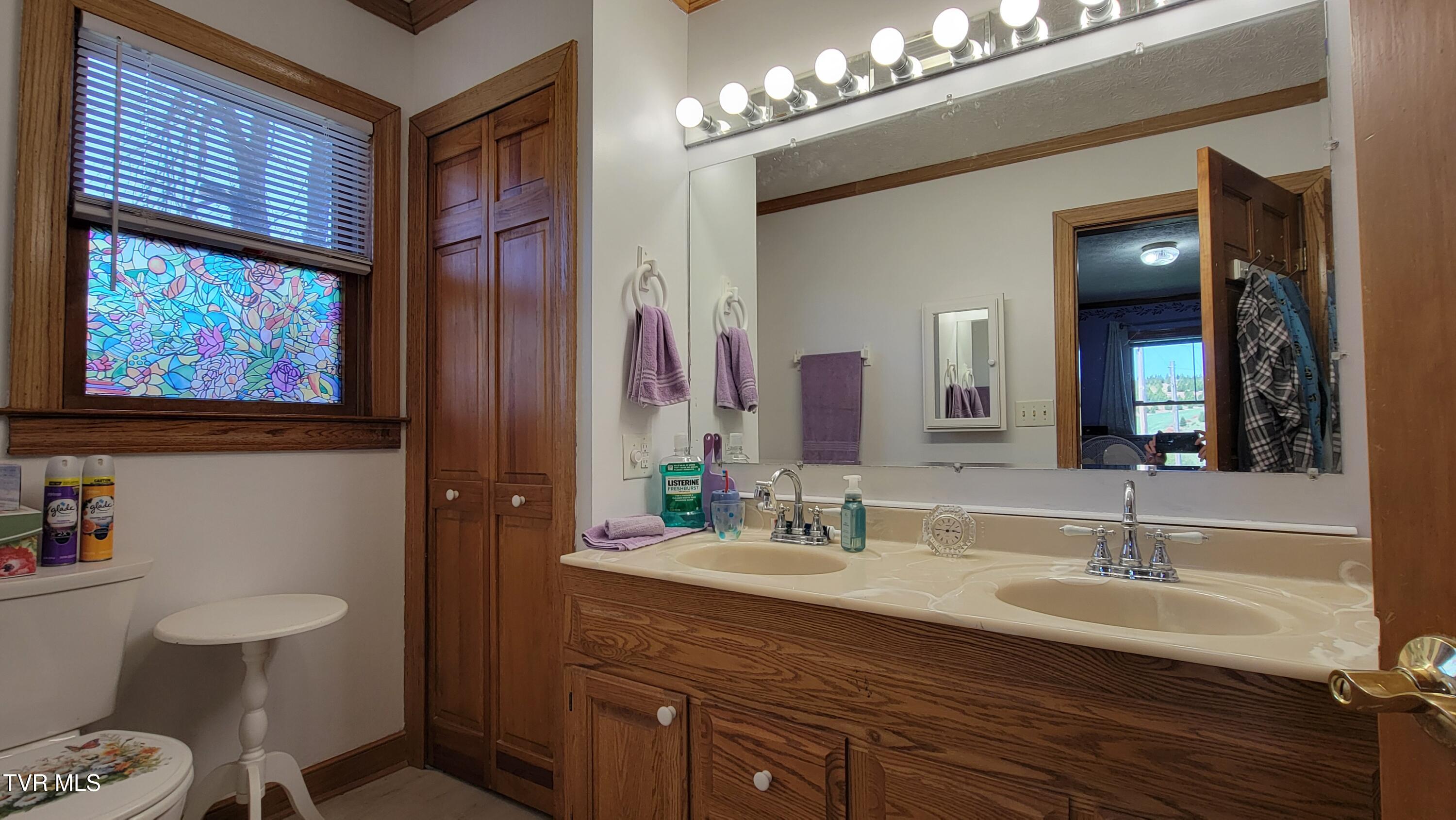 138 J Phillipi Road, Mountain City, Tennessee image 47