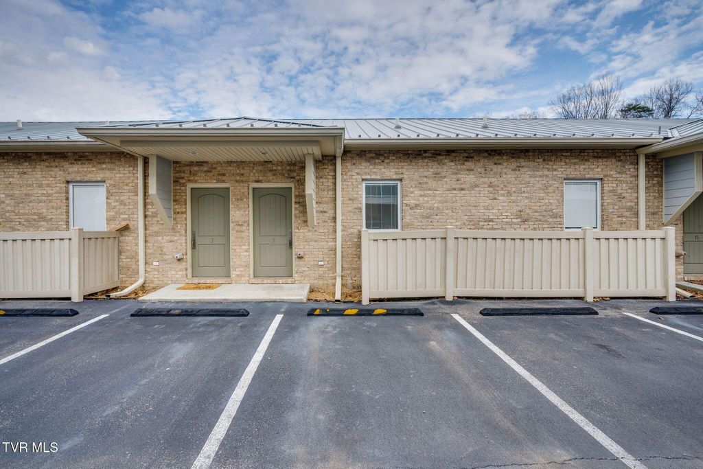 Photo of 108 Furches Drive #16, Johnson City, TN 37615 (MLS # 9992026)
