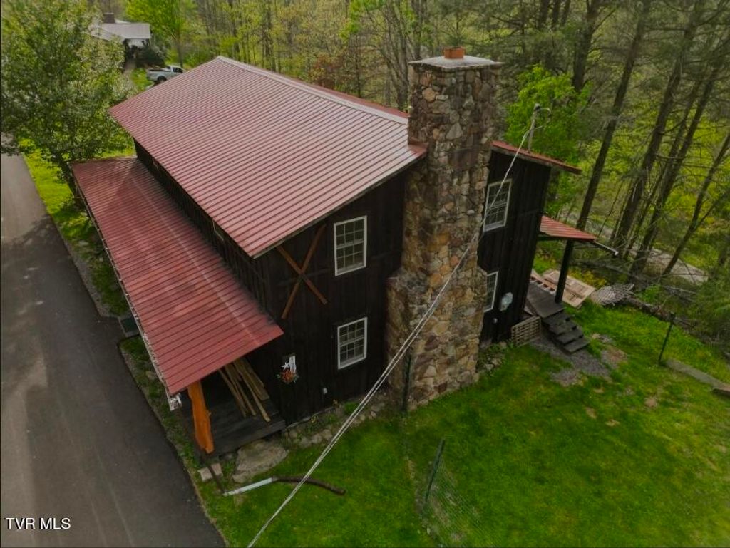 Photo of 1128 Deer Meadow Road Rd, Raven, VA 24639 (MLS # 9994367)