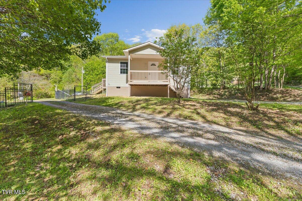 195 Willard Perkins Road