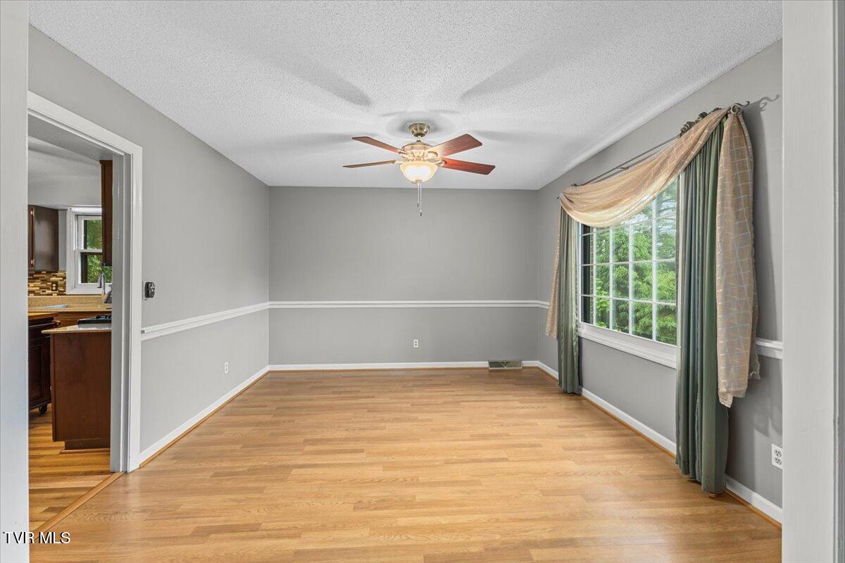 1016 Grace Drive, Johnson City, Tennessee image 8