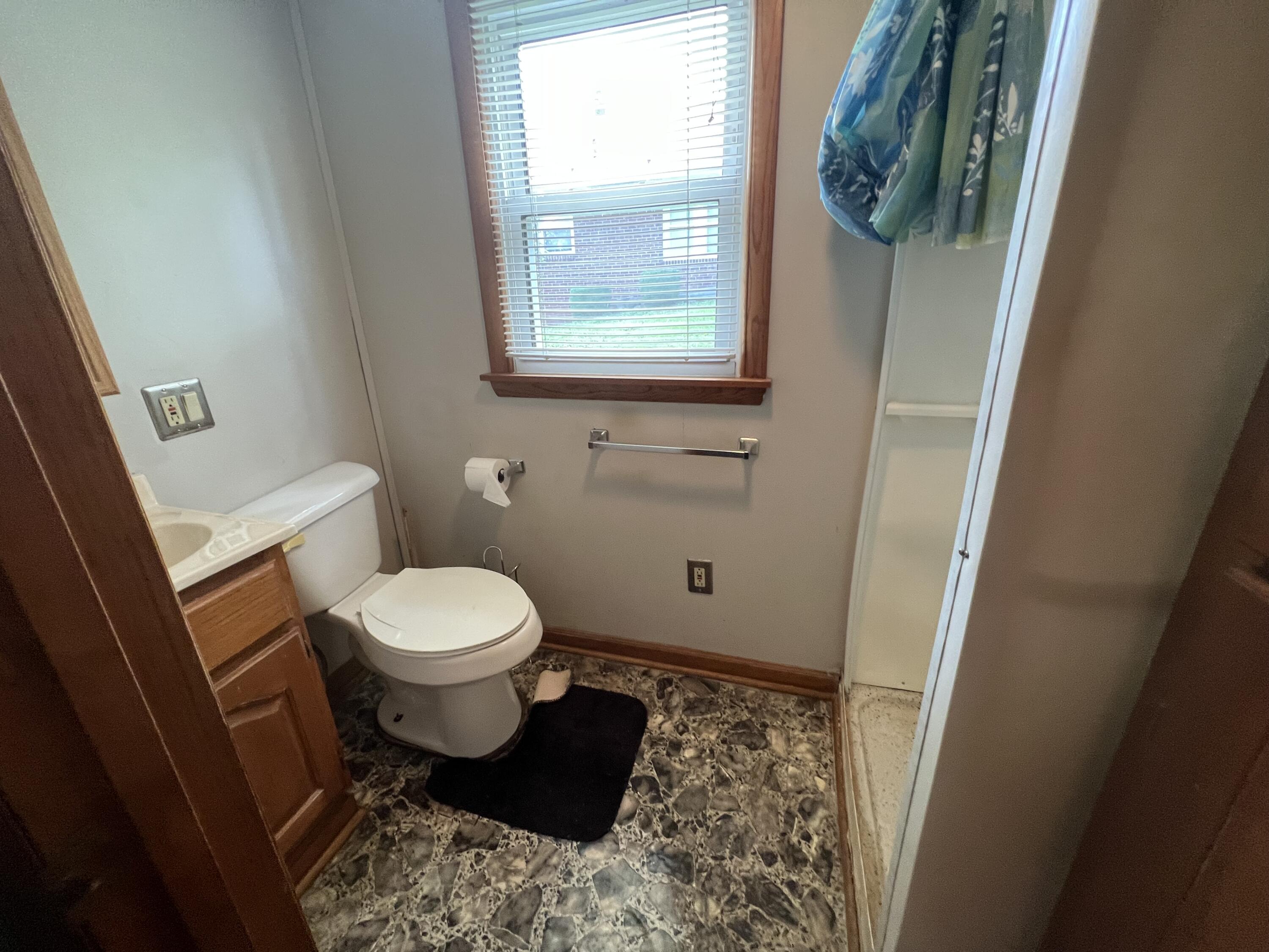 13390 Glenbrook Avenue, Meadowview, Virginia image 9