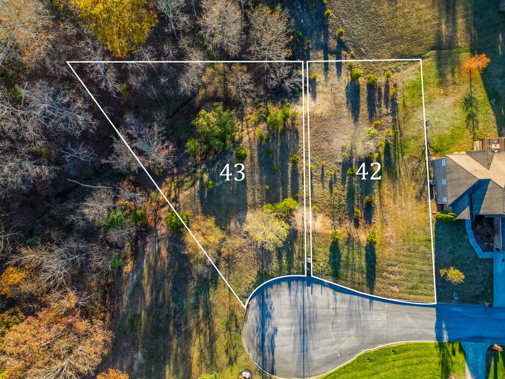 Photo of 2733 Prestwick Court, Kingsport, TN 37660 (MLS # 9960014)