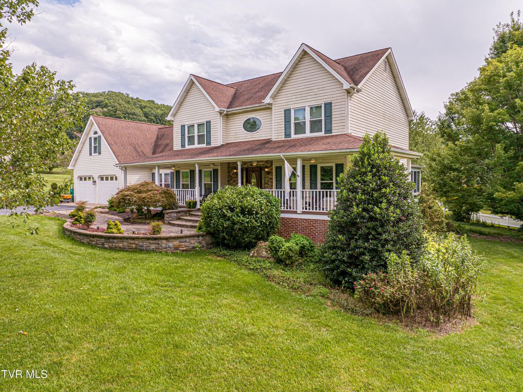 Photo of 19328 Stirrup Drive, Abingdon, VA 24211 (MLS # 9985008)