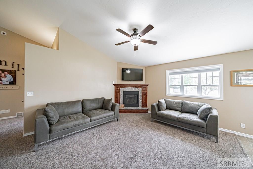 1064 Rimrock Canyon Drive, SHELLEY, Idaho image 11