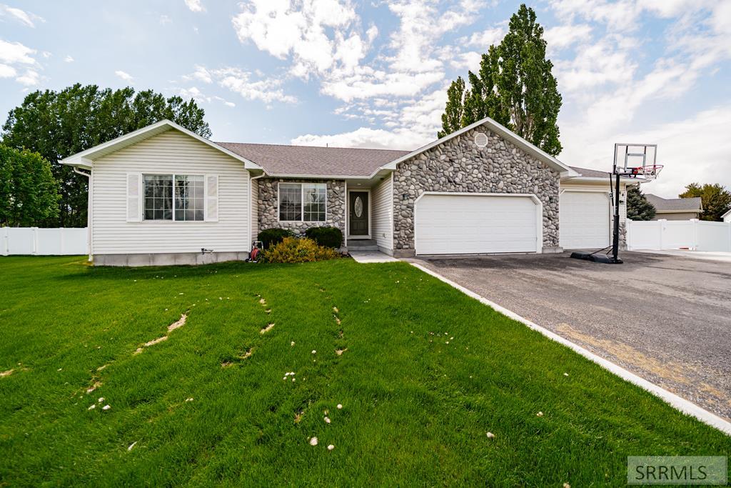 1064 Rimrock Canyon Drive, SHELLEY, Idaho image 1