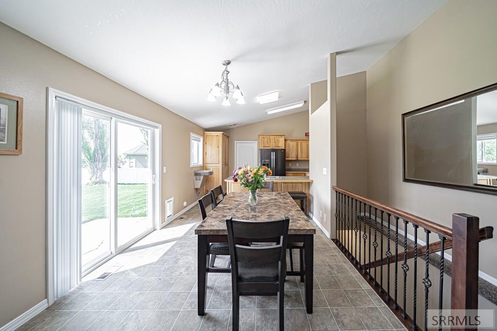 1064 Rimrock Canyon Drive, SHELLEY, Idaho image 16