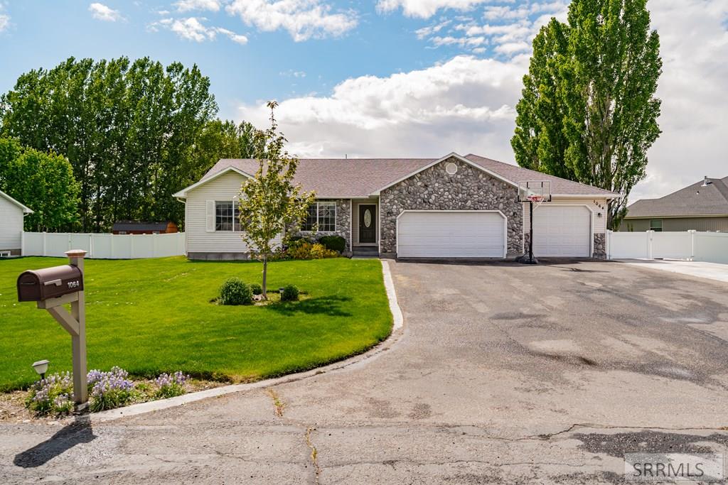 1064 Rimrock Canyon Drive, SHELLEY, Idaho image 2