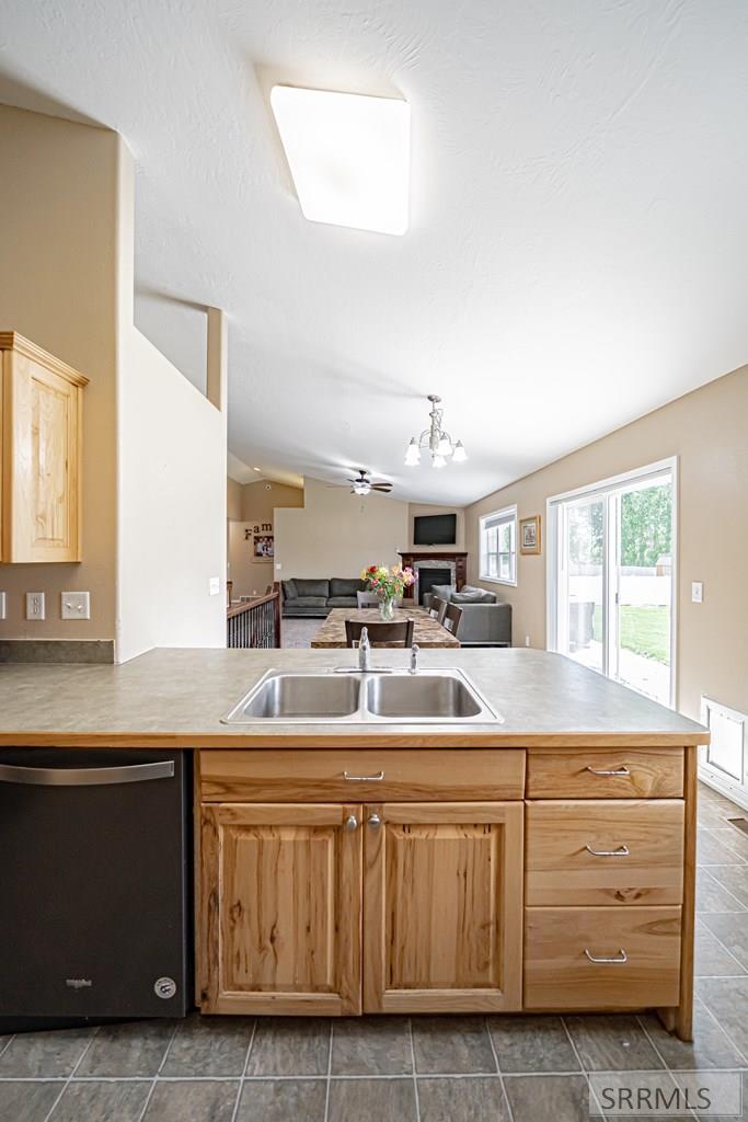 1064 Rimrock Canyon Drive, SHELLEY, Idaho image 20