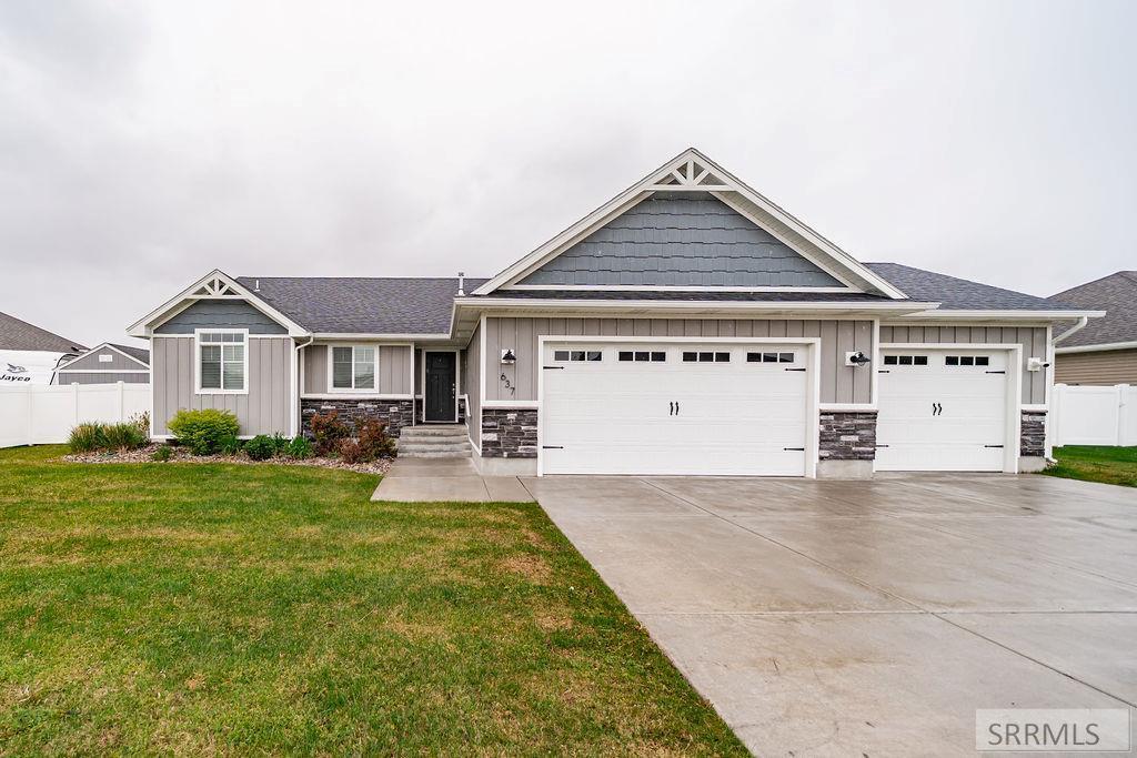 637 Sterling Drive, IDAHO FALLS, Idaho image 2