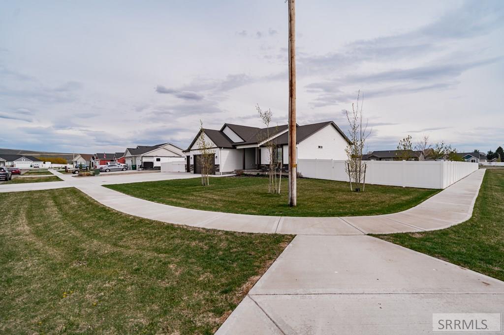5140 E Ball Circle, IONA, Idaho image 46