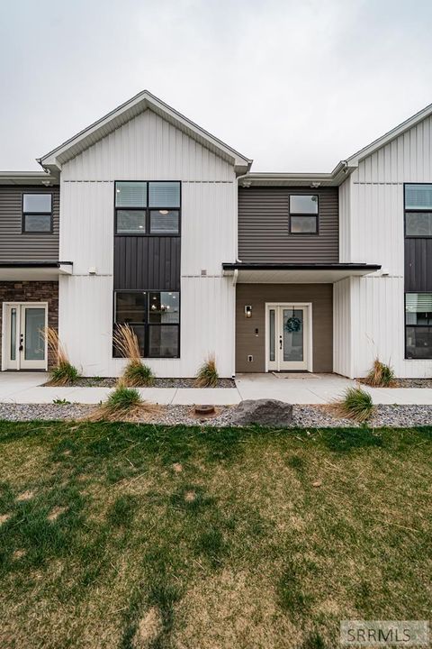 Photo of 274 W 4th S, SUGAR CITY, ID 83448 (MLS # 2185606)