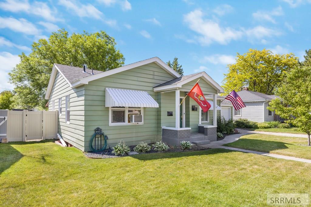 364 S Adams Avenue, BLACKFOOT, Idaho image 2