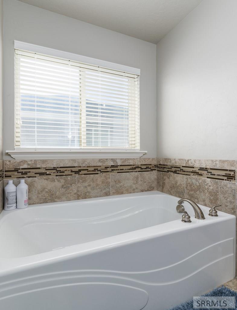 4542 Independence, CHUBBUCK, Idaho image 19