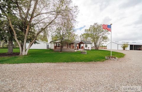 Photo of 133 N 4400 E, RIGBY, ID 83442 (MLS # 2185940)