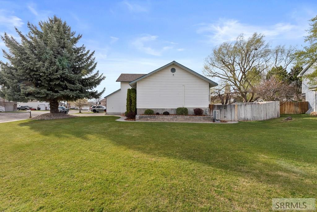 1447 Lowell Drive, IDAHO FALLS, Idaho image 37