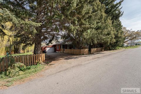 Photo of 594 E 750 N, FIRTH, ID 83236 (MLS # 2185524)