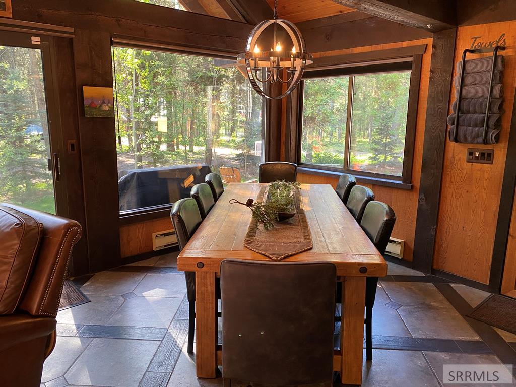 3953 Fawn Run, ISLAND PARK, Idaho image 16