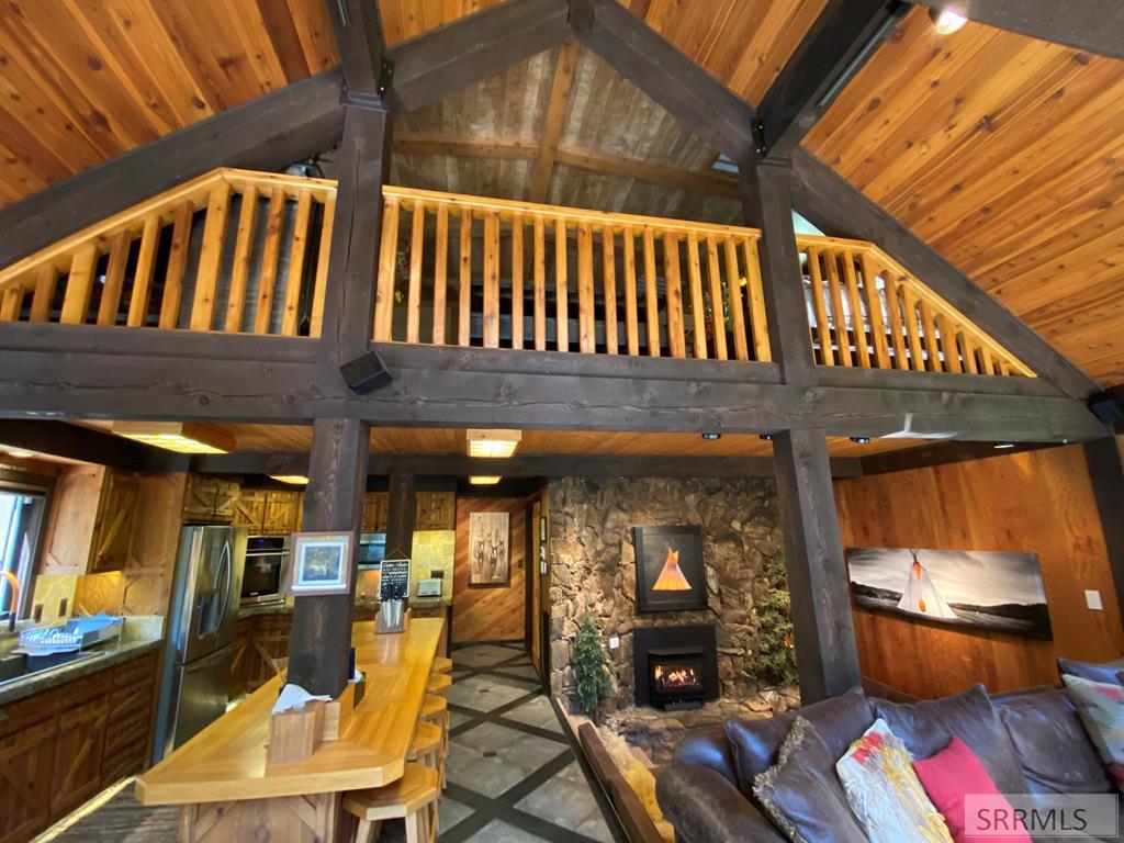 3953 Fawn Run, ISLAND PARK, Idaho image 36