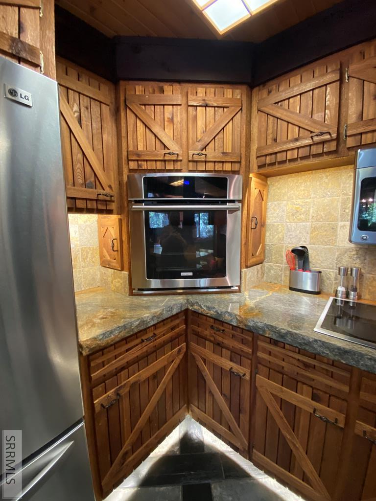 3953 Fawn Run, ISLAND PARK, Idaho image 14