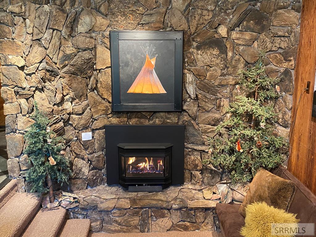 3953 Fawn Run, ISLAND PARK, Idaho image 34