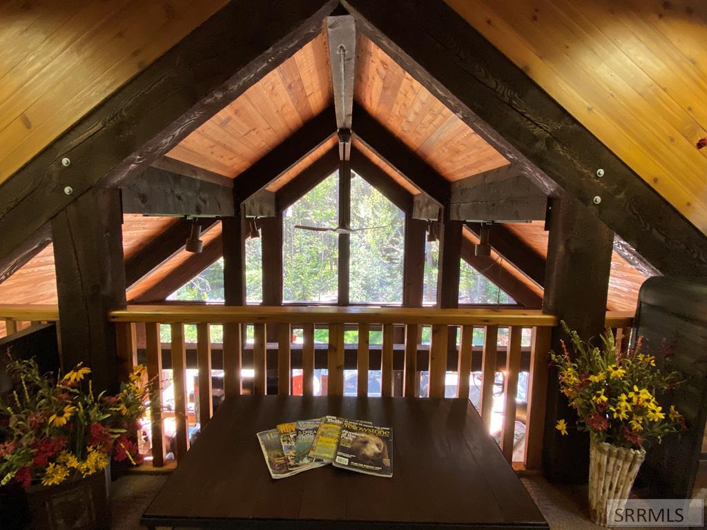 3953 Fawn Run, ISLAND PARK, Idaho image 27