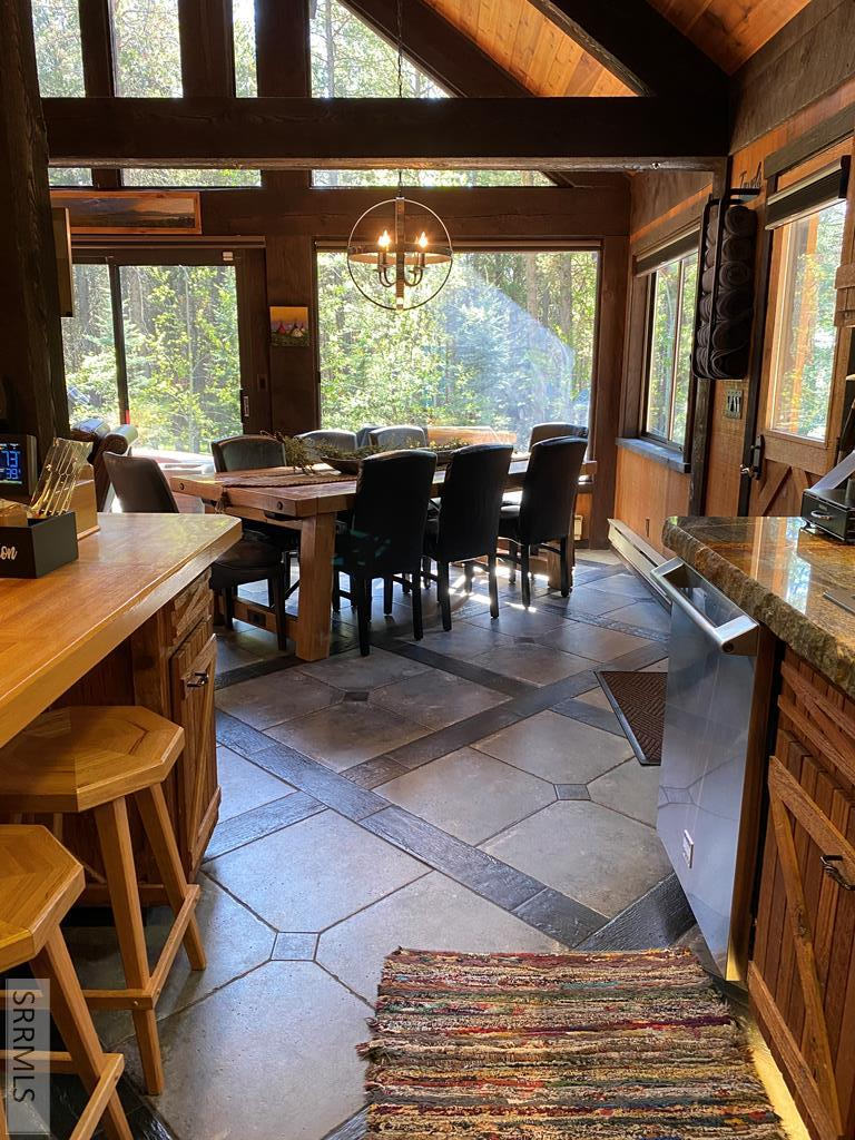 3953 Fawn Run, ISLAND PARK, Idaho image 11