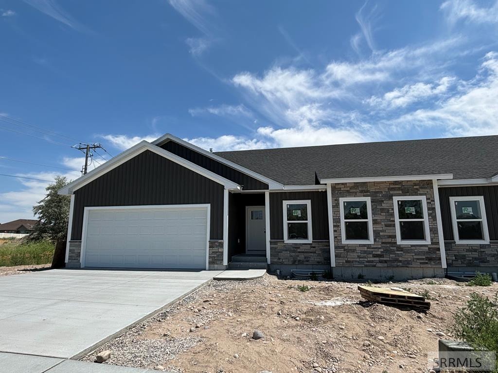 6107 Maggie Drive, IDAHO FALLS, Idaho image 1