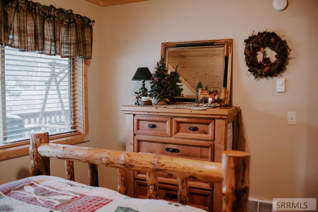 4088 Yale Creek Road, ISLAND PARK, Idaho image 12