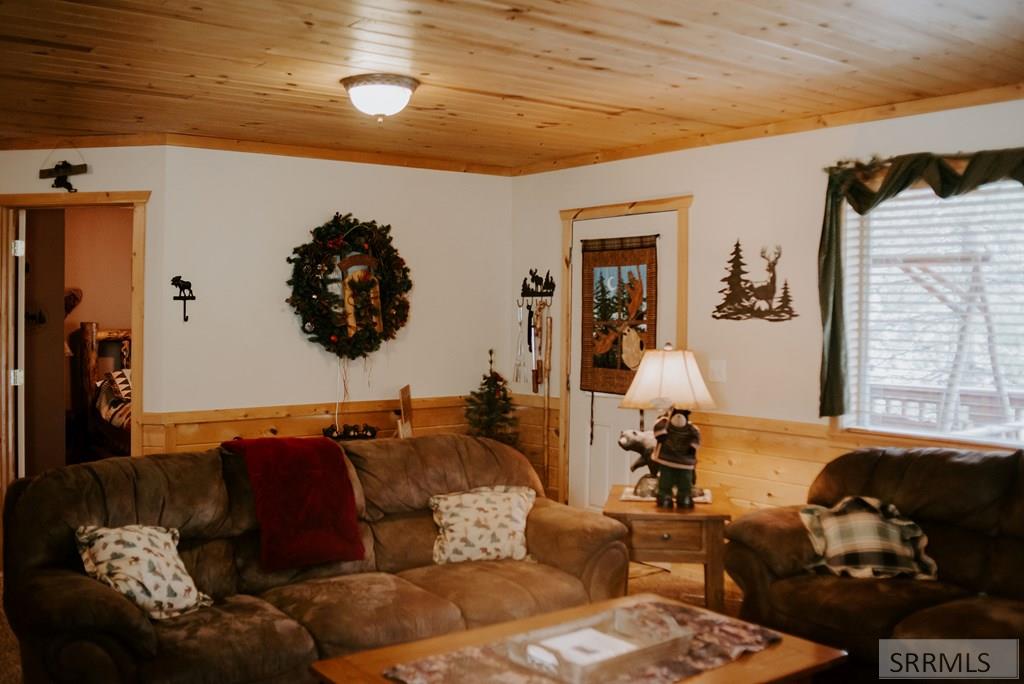 4088 Yale Creek Road, ISLAND PARK, Idaho image 5