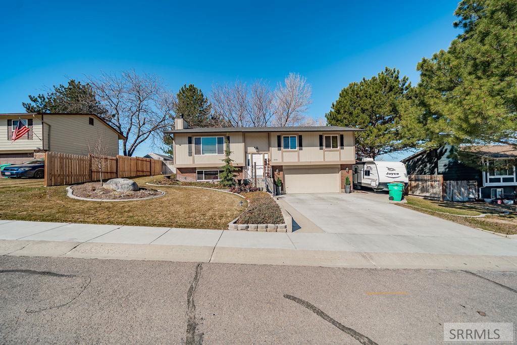 5055 Pleasant View Drive, CHUBBUCK, Idaho image 3