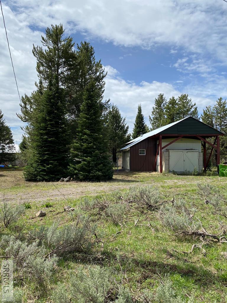 3423 Oakwood Drive, ISLAND PARK, Idaho image 1