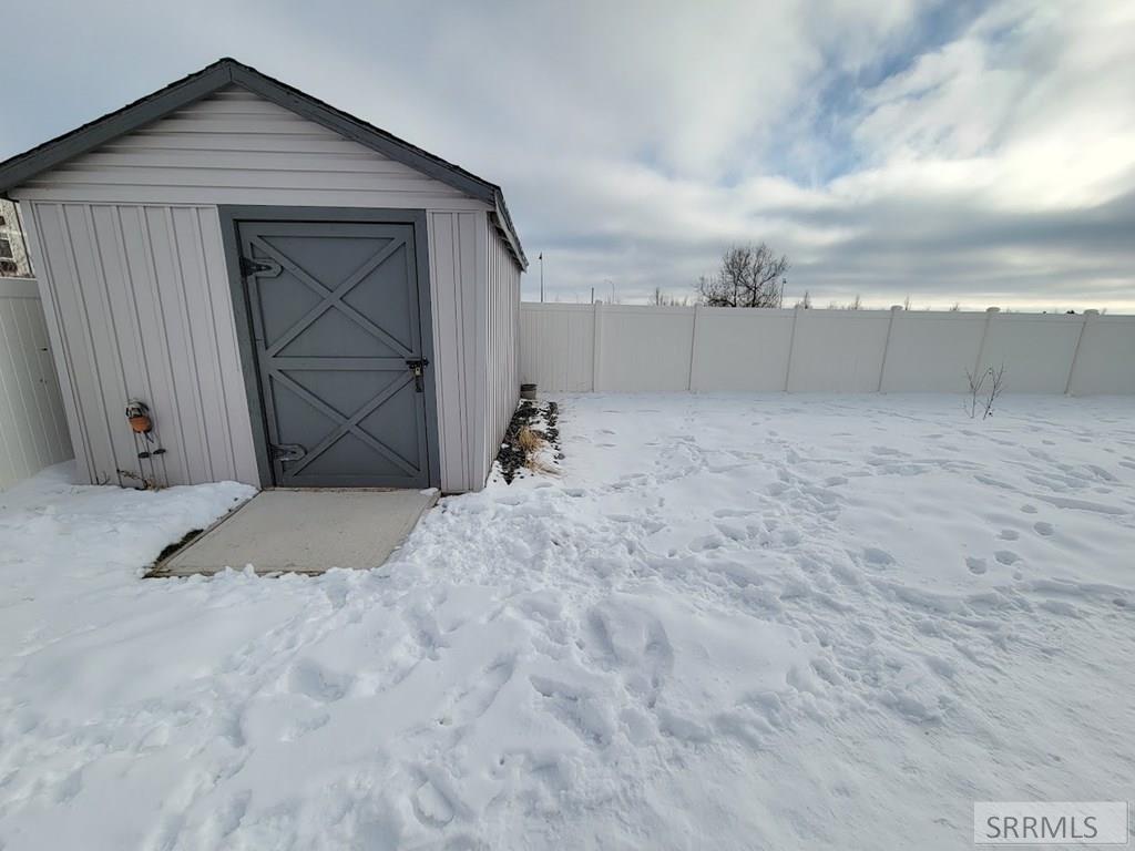 1323 S Pioneer Way, IDAHO FALLS, Idaho image 12