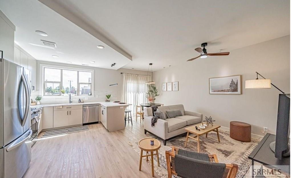 479 Easy Street, IDAHO FALLS, Idaho image 3