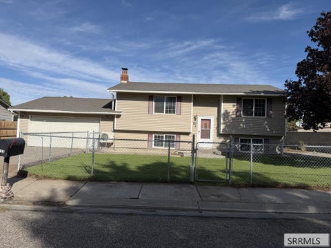 Homes For Sale - 155 Hummingbird Lane<br/> SHELLEY, ID 83274