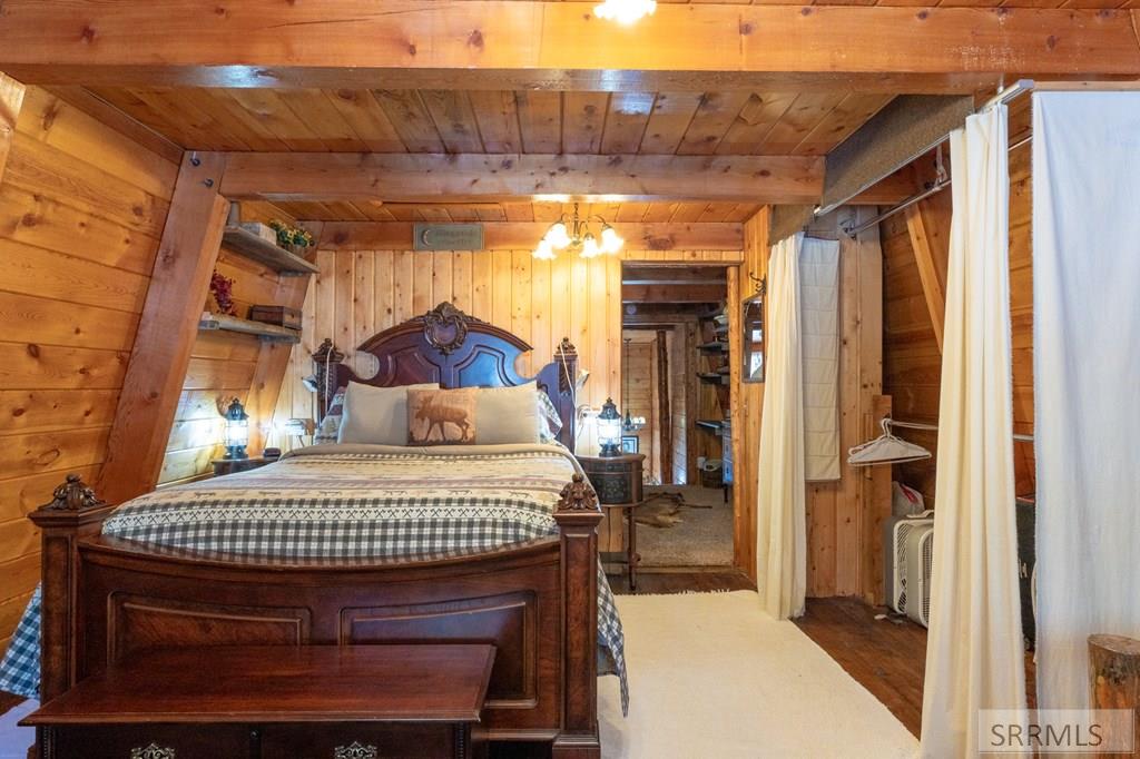 3528 Pine Cone Drive, ISLAND PARK, Idaho image 22