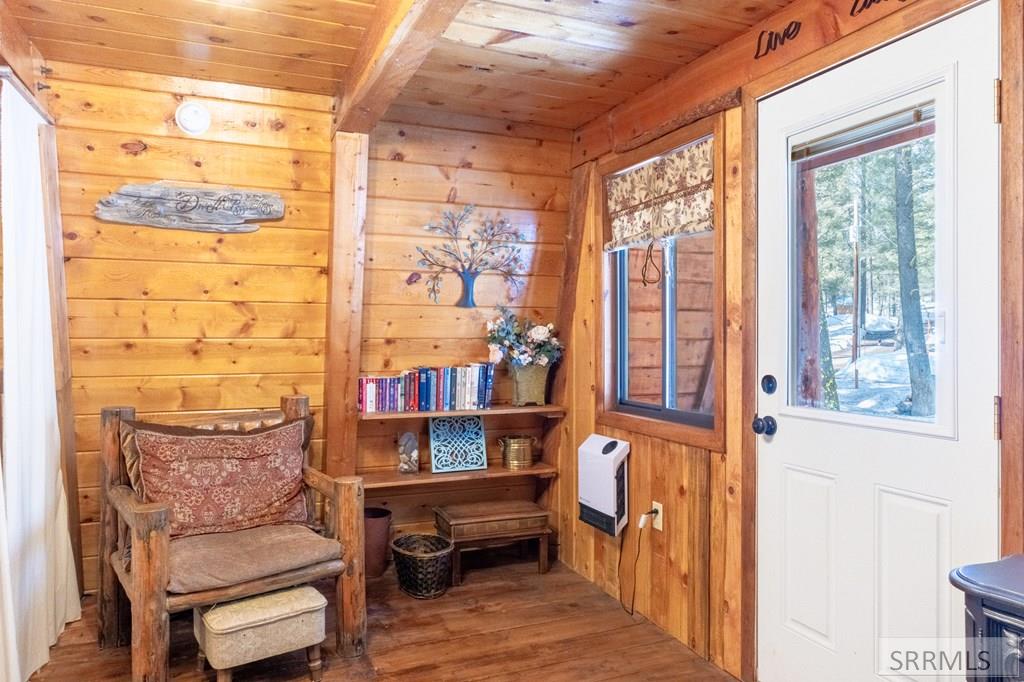 3528 Pine Cone Drive, ISLAND PARK, Idaho image 24